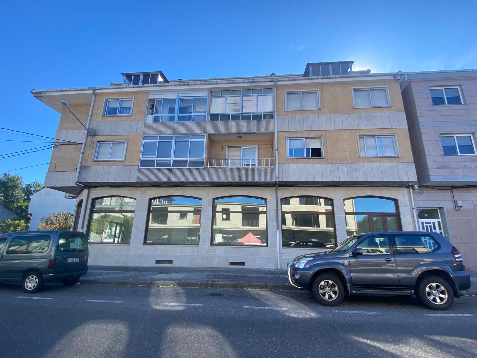 Exterior view of Flat for sale in O Carballiño    with Furnished, Oven and Washing machine