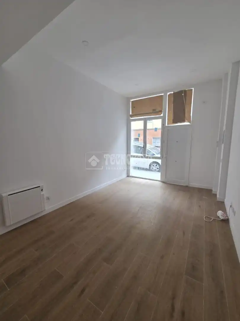 Habitación de Piso en venta en Madrid con Calefacción
