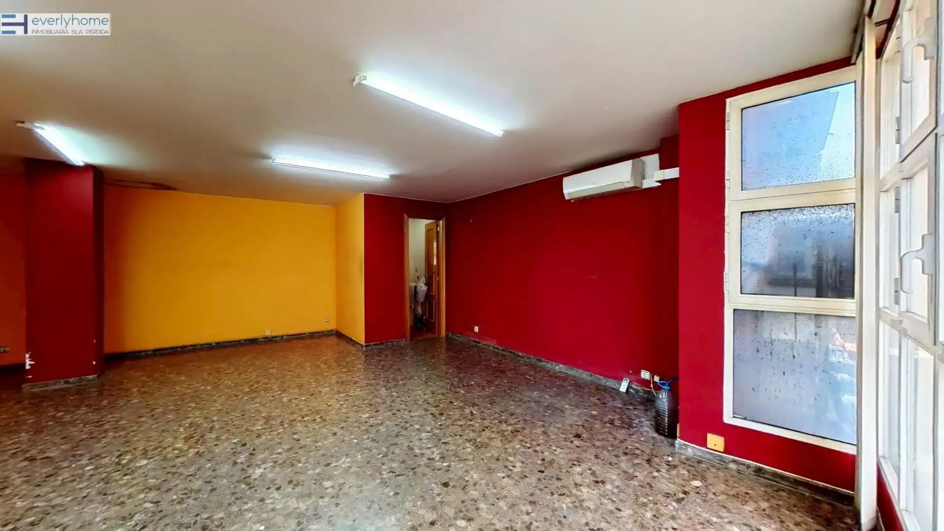 Commercial properties for rent in El Pla del Real