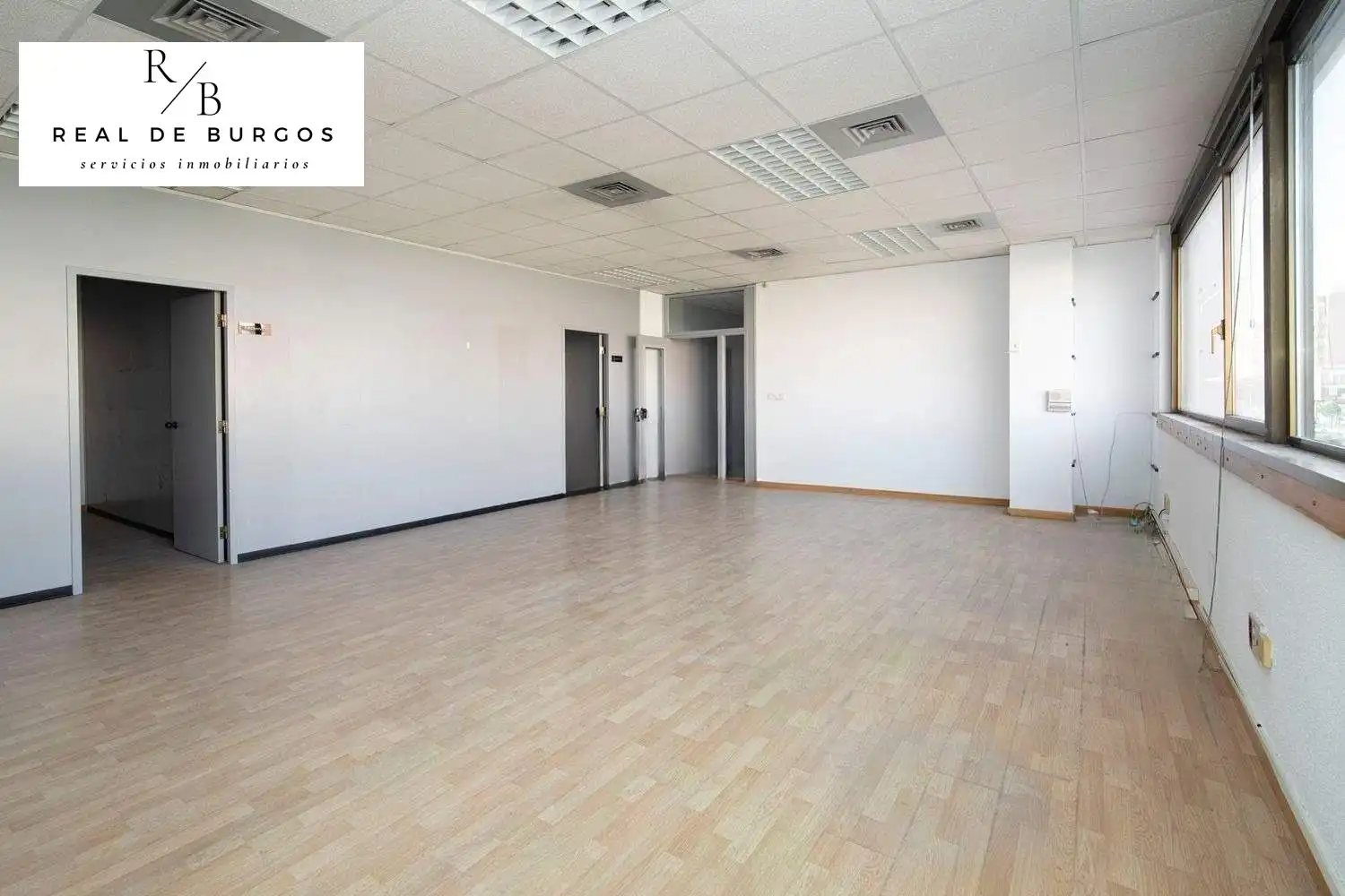 Office for rent in Valladolid  with Air Conditioner and Heating