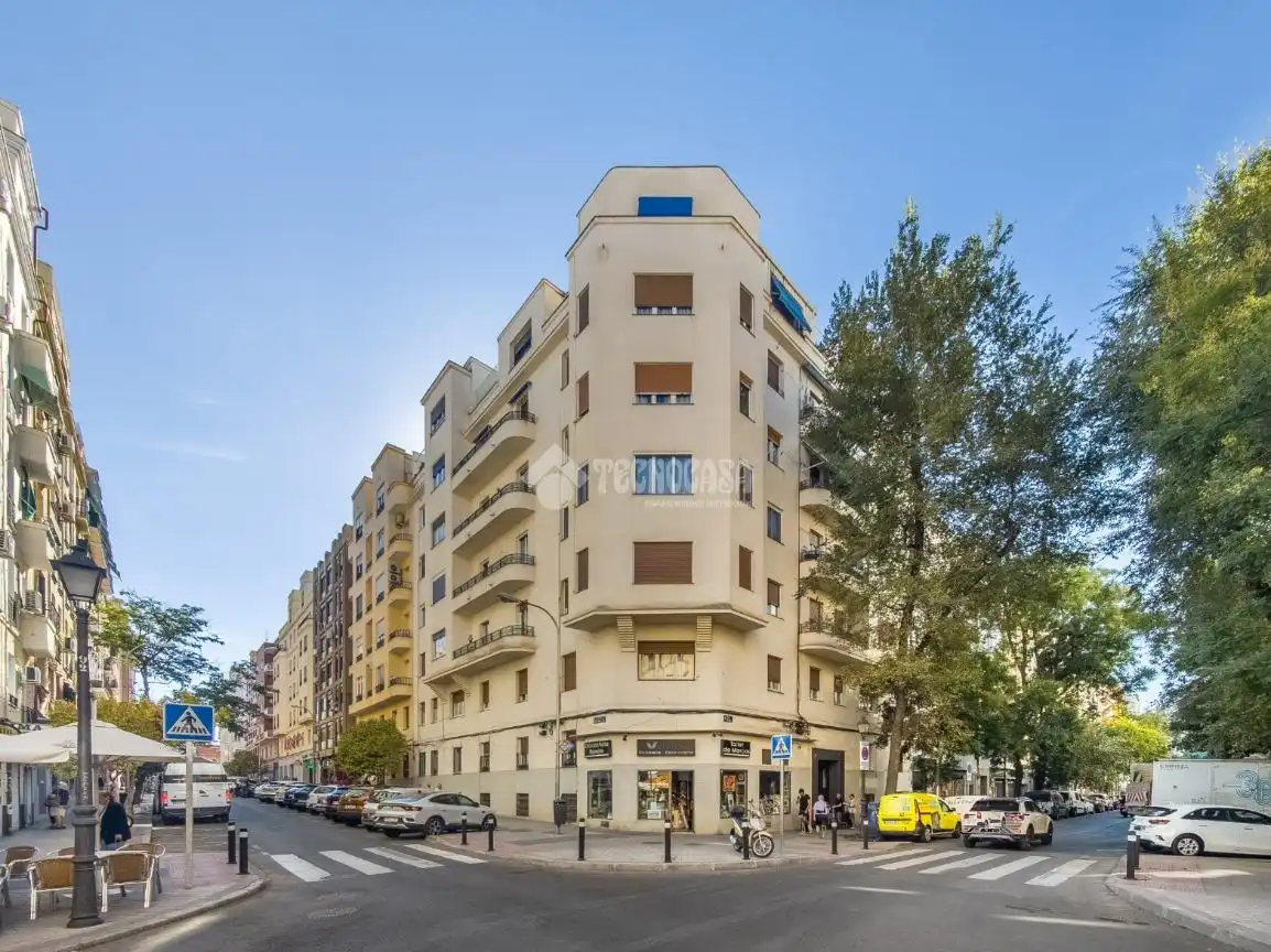 Wohnung mit Aufzug zum Verkauf in Chamberí
