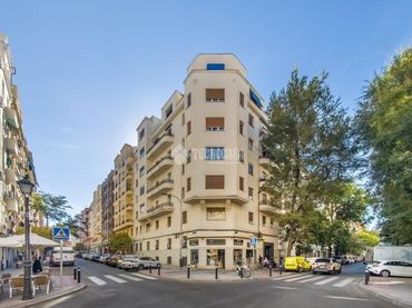 Wohnung mit Aufzug zum Verkauf in Chamberí