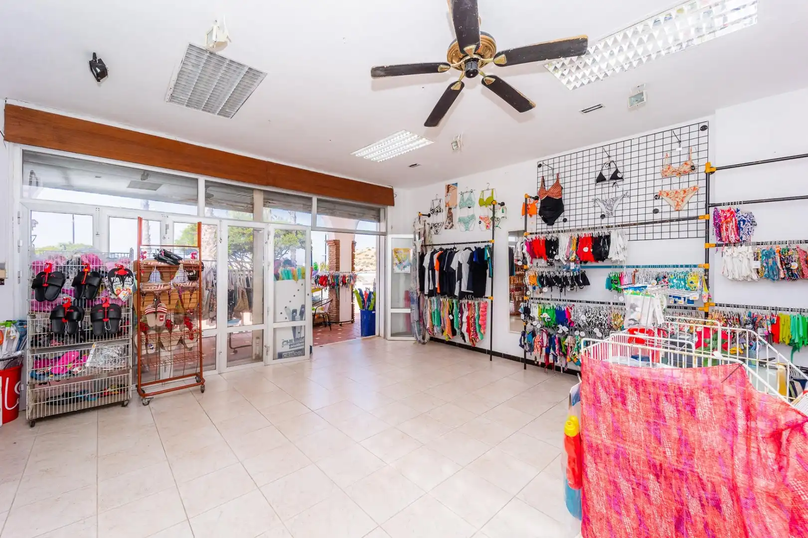 Local en venda a Calle Calle Paseo Marítimo, 1, Salobreña Costa