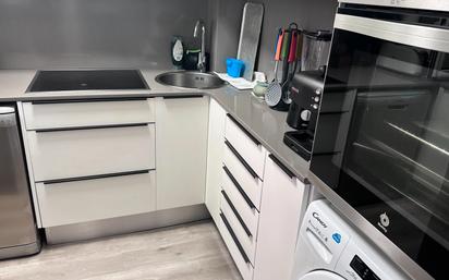 Cuina de Pis en venda en  Barcelona Capital amb Calefacció, Parquet i Moblat