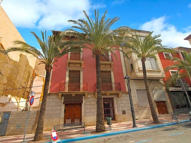 Casa-chalet en Venta en La Serranica - Sagrado Corazón