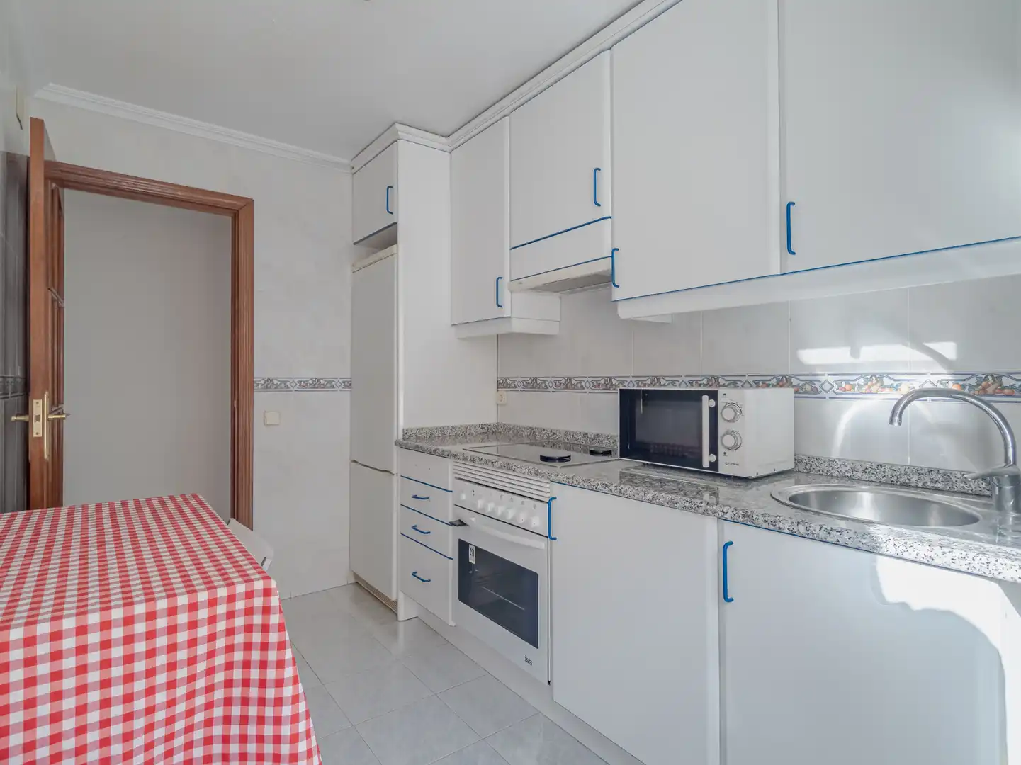 Kitchen of Flat for sale in Madrid  with Heating