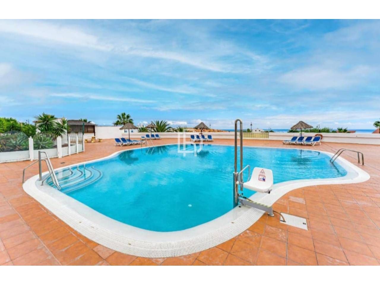 Piscina de Piso de alquiler en San Miguel de Abona con Terraza, Amueblado y Balcón