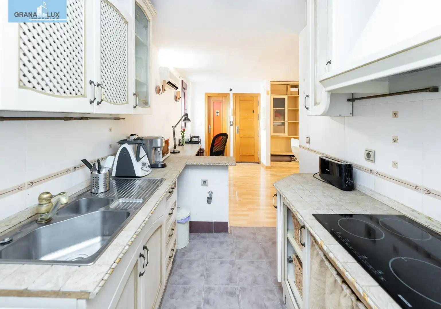 Apartament amb terrassa en venda a Calle COMENDADORAS DE SANTIAGO, imagen 10