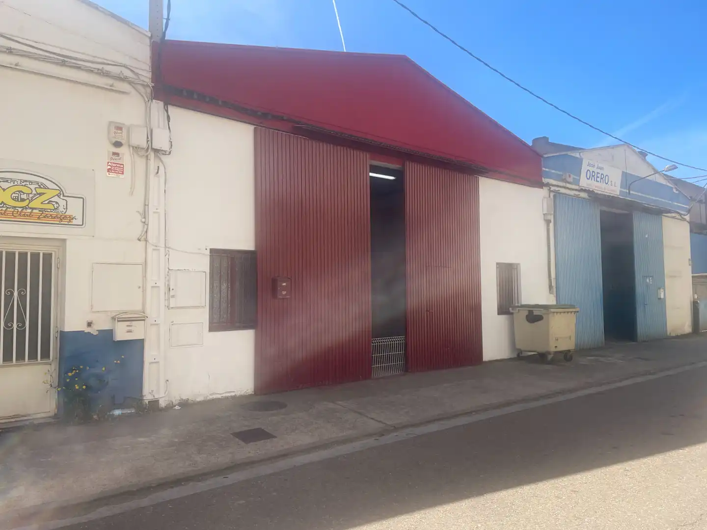 Exterior view of Industrial buildings for rent in Zaragoza