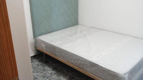 Foto 3 de Piso de alquiler en Plaza Crevillente - Antiguos Juzgados - El Asilo, Elche / Elx