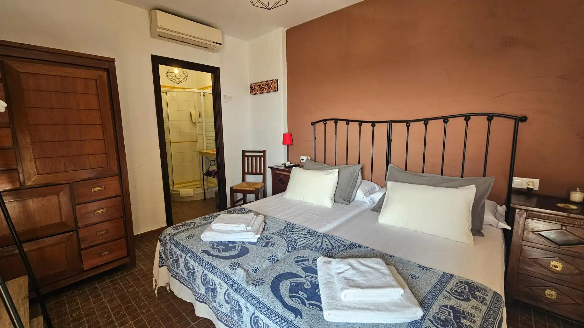 Habitación de Edificio en venta en Almodóvar del Río