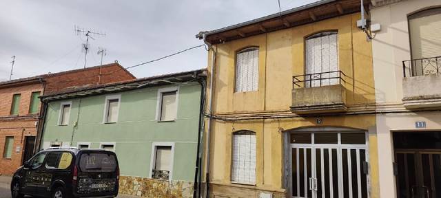 Casa-chalet en Venta en Regueras de Arriba
