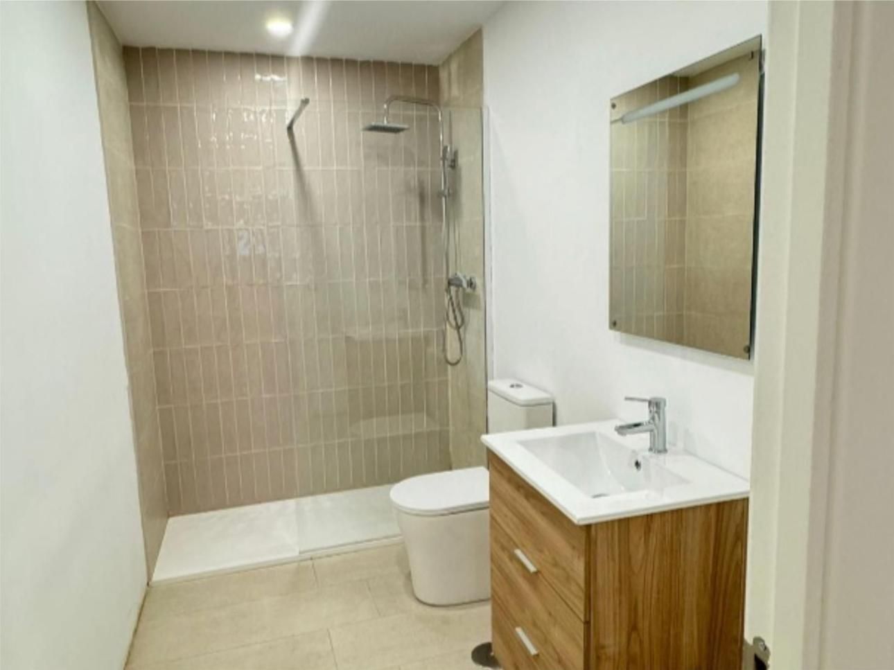 Bathroom of Flat for sale in Málaga Capital  with Air Conditioner