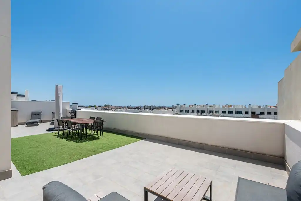 Penthouse with pool for sale in Las Lagunas, imagen 5