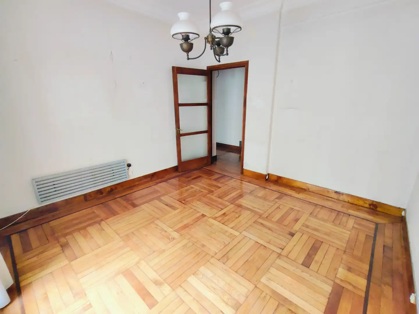Dormitori de Pis en venda en Santander amb Parquet i Terrassa