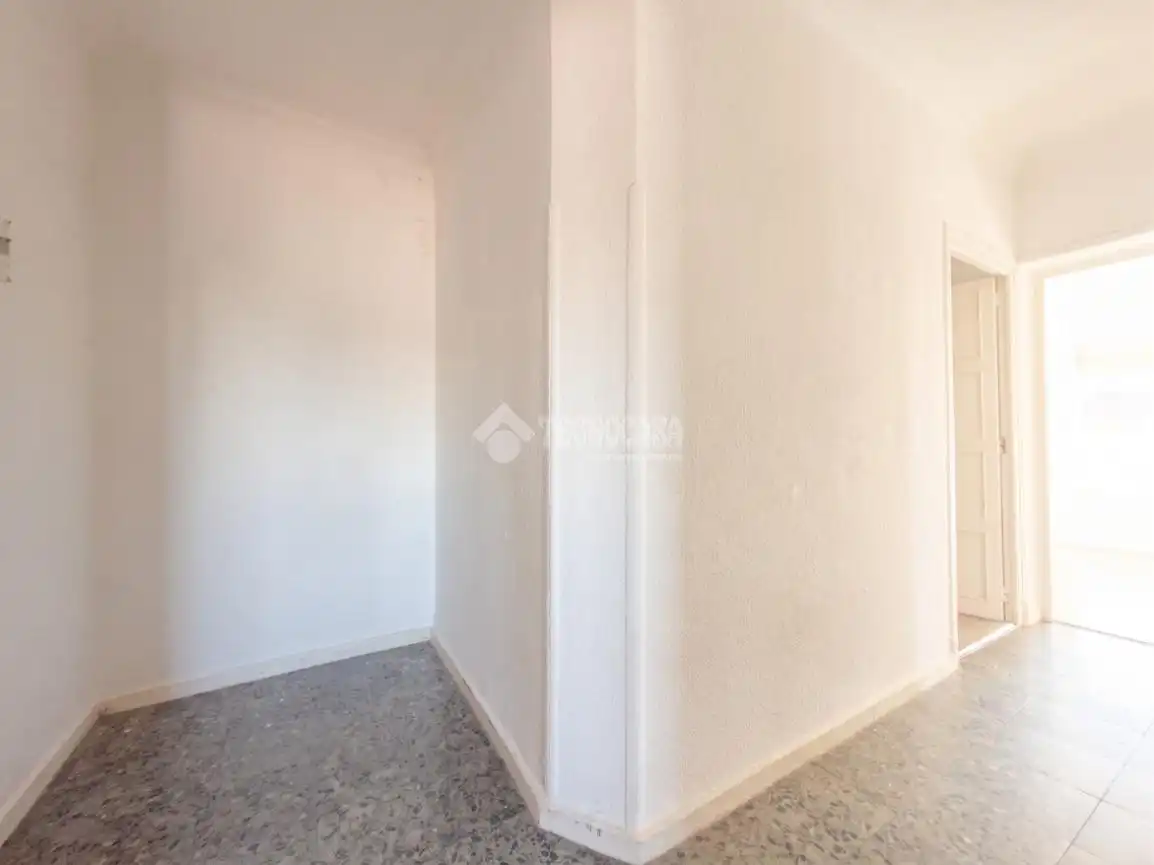 Habitación de Ático en venta en Madrid con Calefacción, Terraza y Balcón