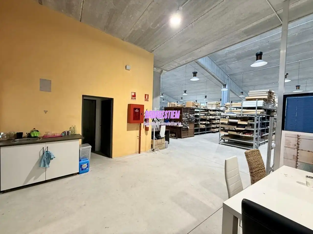 Nave industrial en venta en Plaça del Vapor, imagen 13