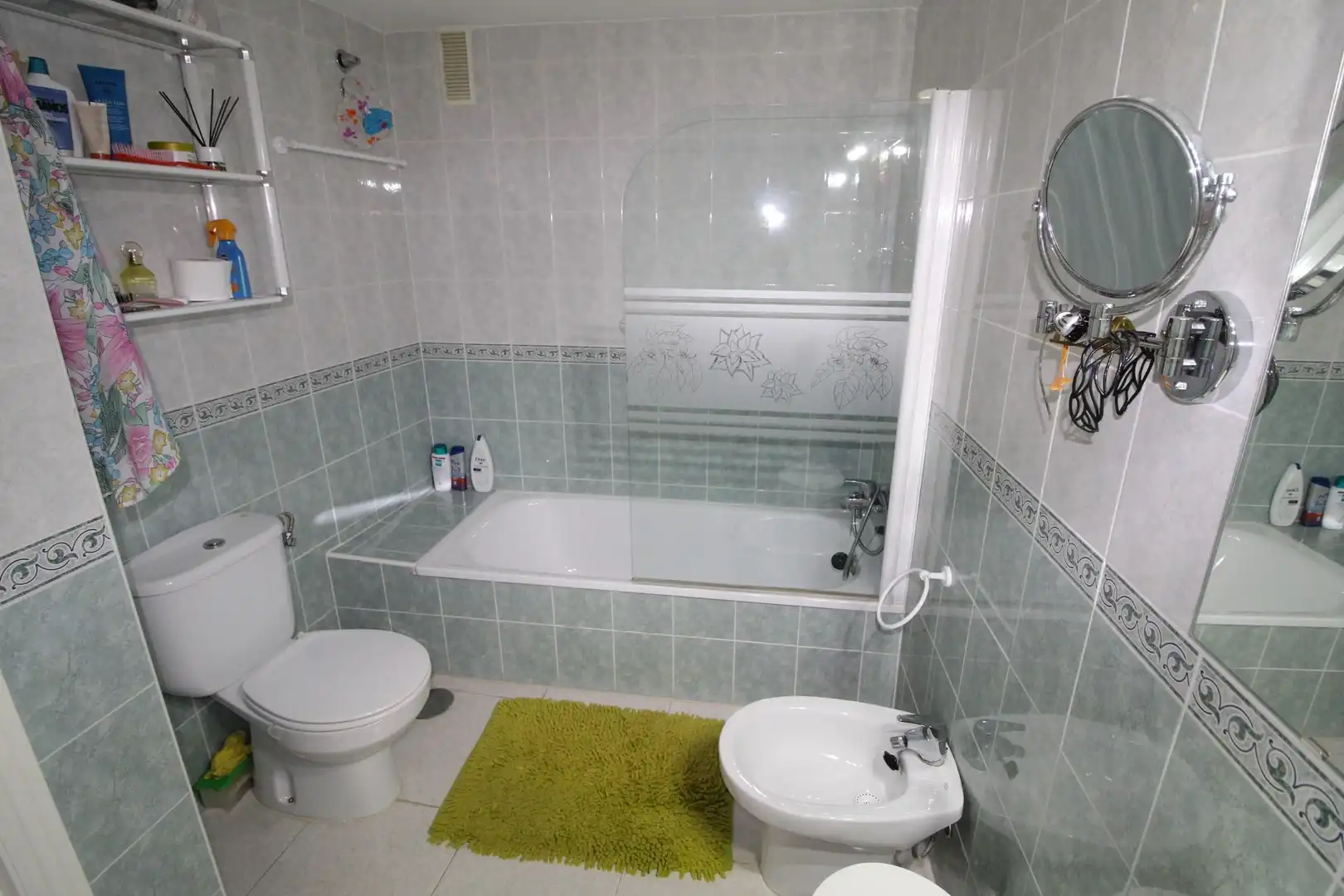 Badezimmer von Wohnungen zum Verkauf in Calpe / Calp mit Terrasse, Abstellraum und Gemeinschaftspool