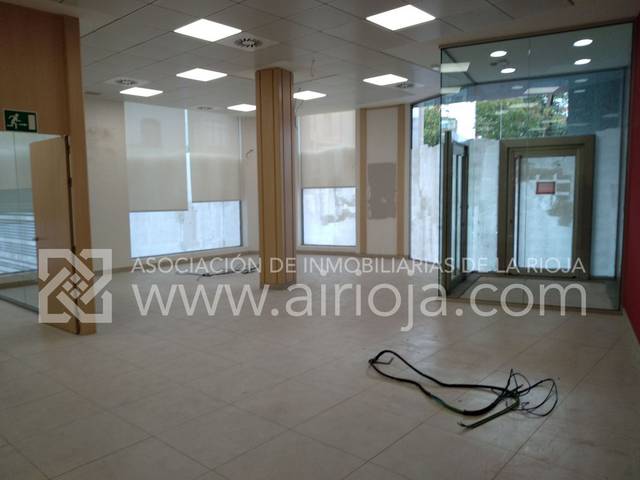 Local comercial en Alquiler en Logroño - Calle Presidente Leopoldo Calvo Sotelo ( en Gran Via