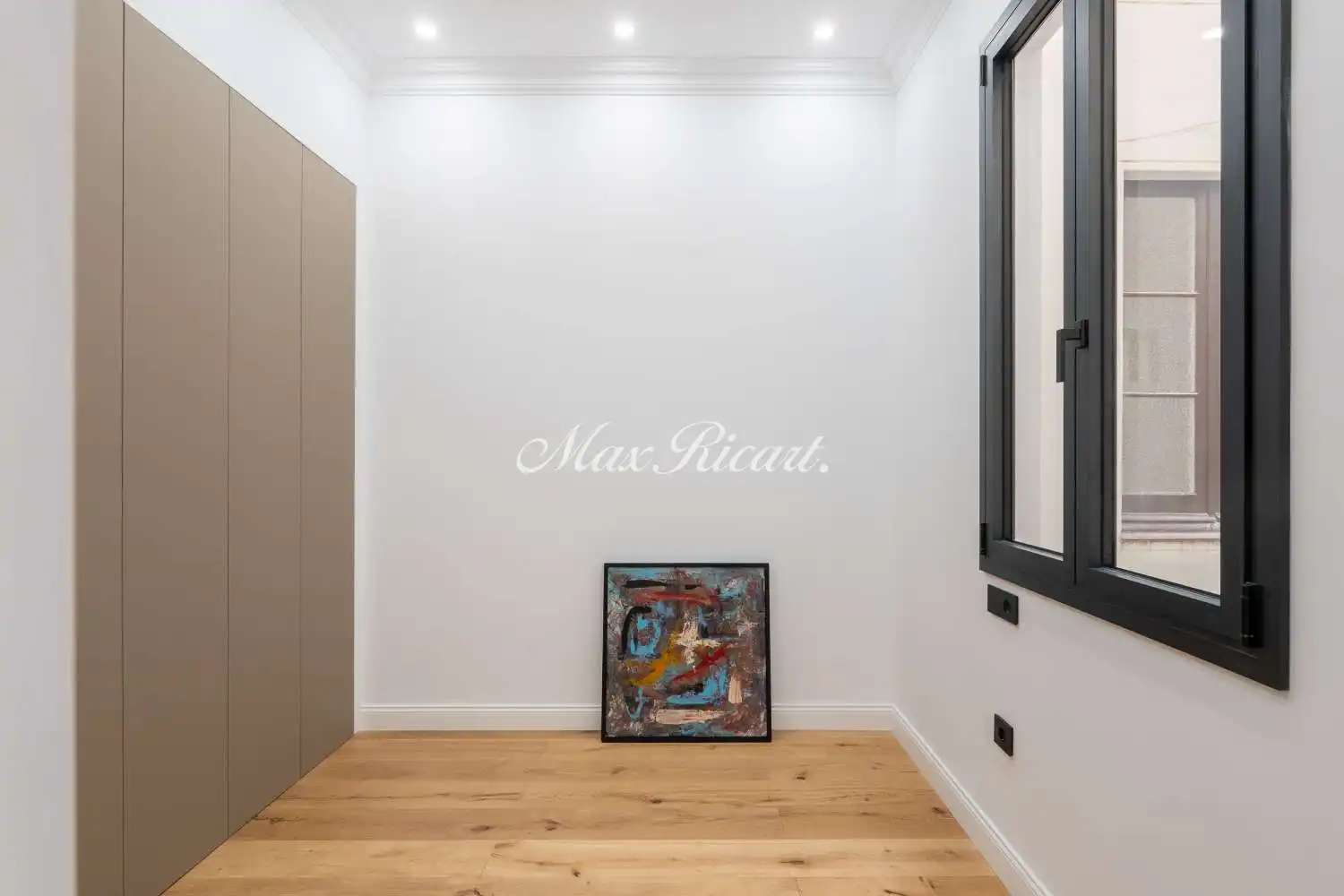 Wohnung zum Verkauf in Barcelona mit Klimaanlage, Heizung und Balkon