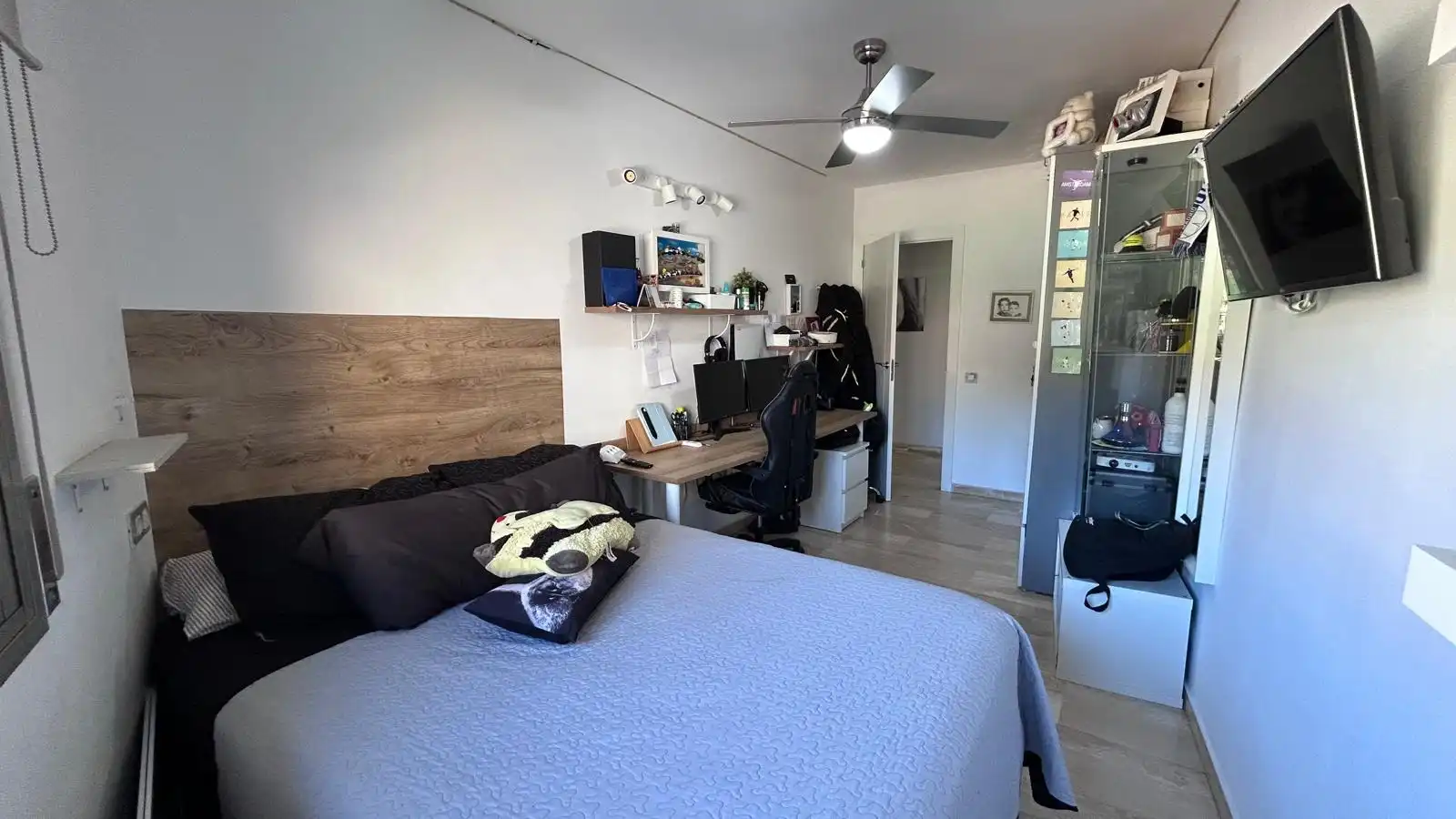 Habitación de Planta baja en venta en Sant Boi de Llobregat con Trastero y Piscina