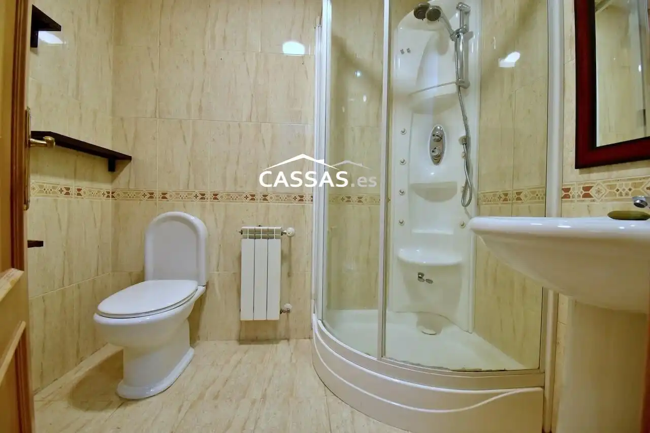Baño de Planta baja en venta en Torrejón de Ardoz con Aire acondicionado y Piscina comunitaria