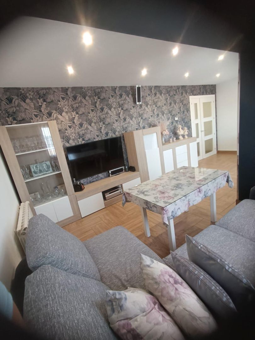 Sala de estar de Piso en venta en  Jaén Capital con Aire acondicionado, Calefacción y Amueblado