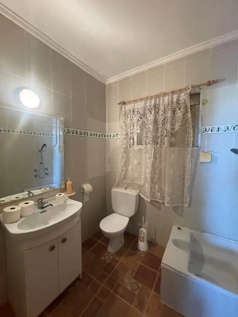 Badezimmer von Haus oder Chalet zum Verkauf in Turís mit Privatgarten, Terrasse und Abstellraum
