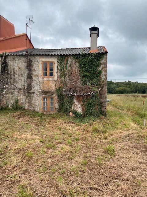 House or chalet for sale in A Laracha