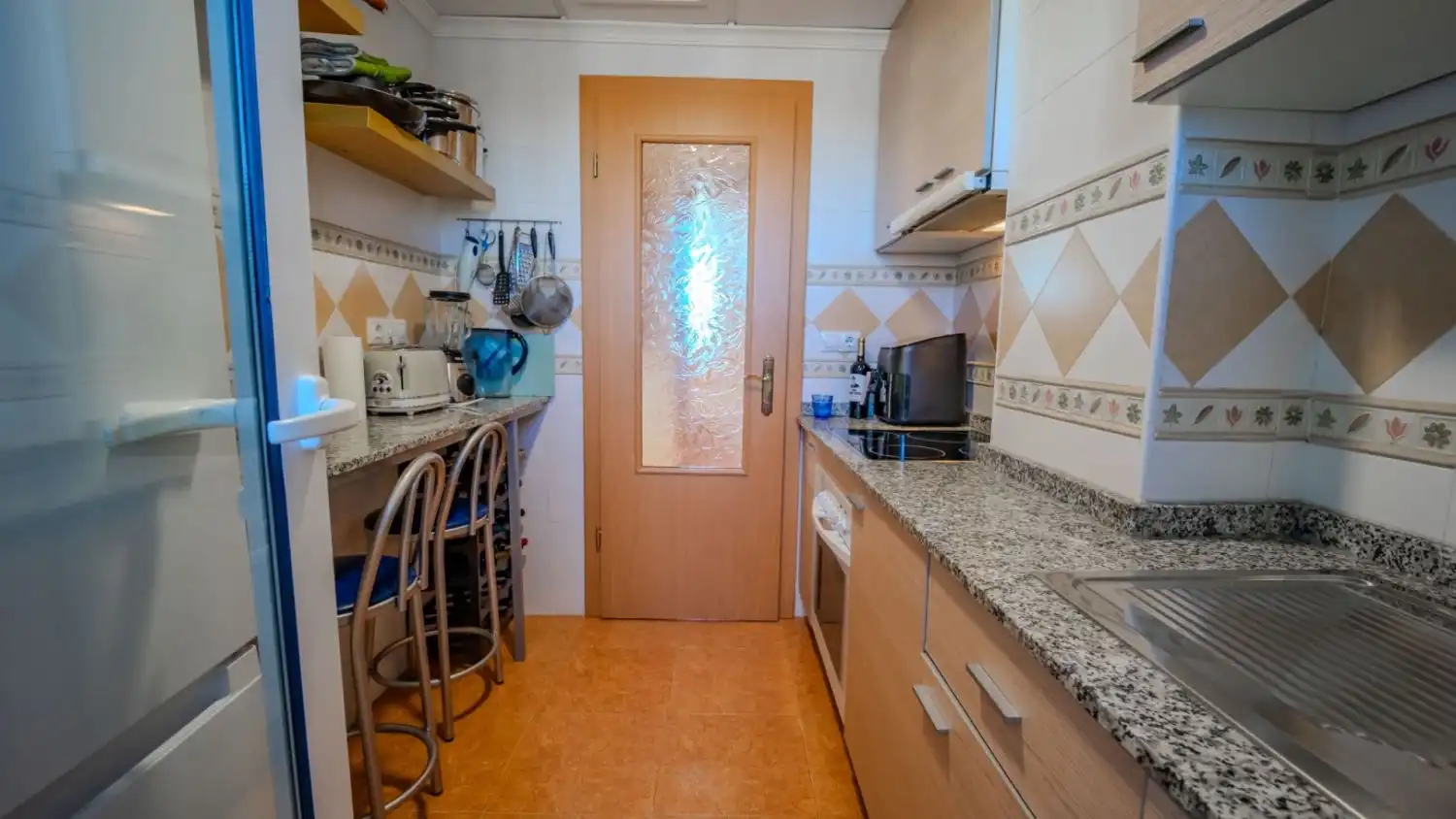 Cocina de Piso de alquiler en Guardamar del Segura con Aire acondicionado, Terraza y Piscina comunitaria