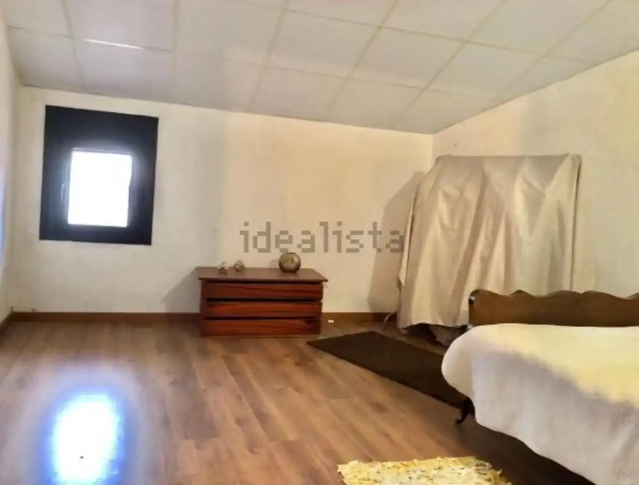 Houses for sale in Arguedas  with Air Conditioner, Private garden and Parquet flooring