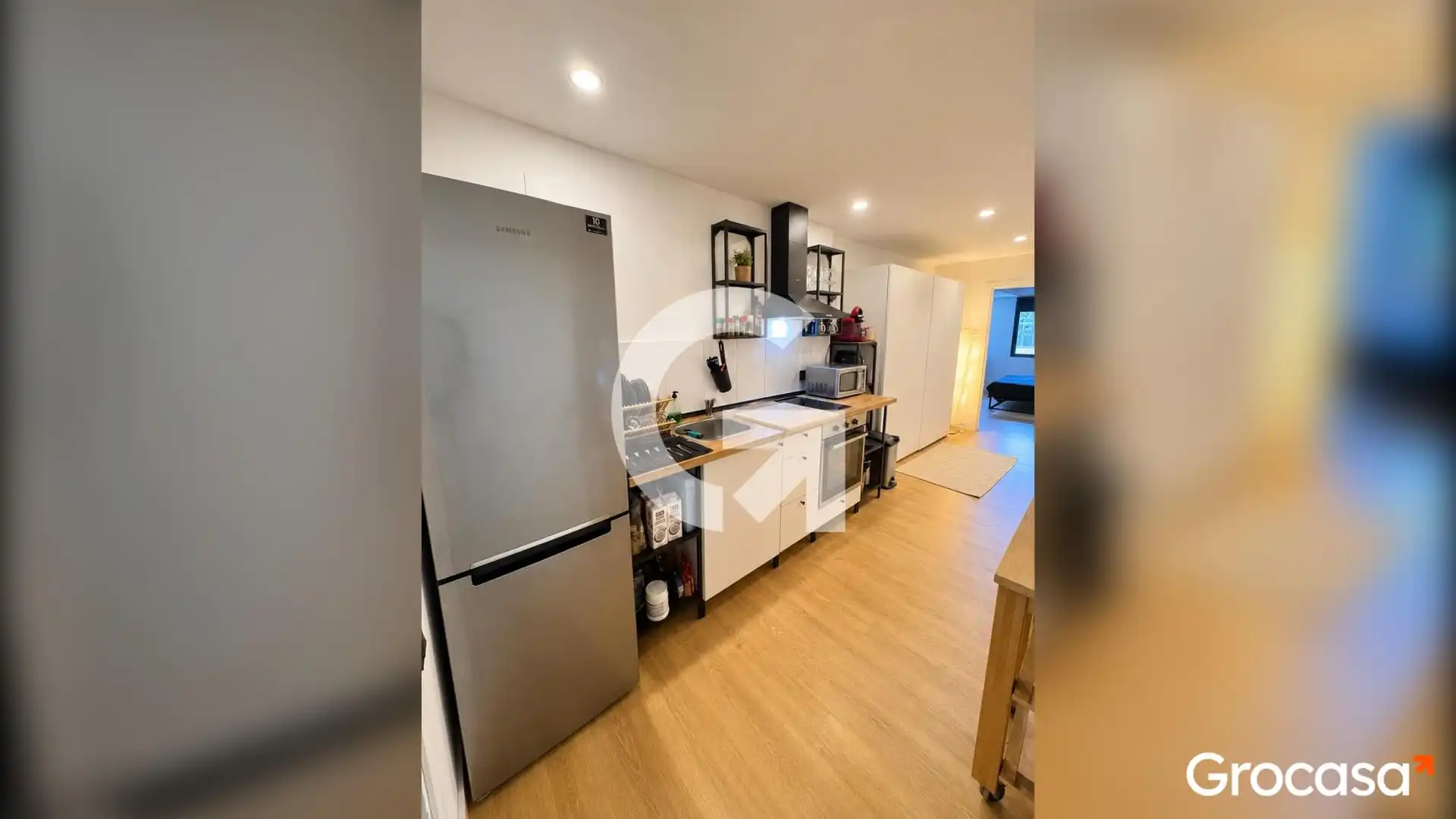 Küche von Loft zum Verkauf in Rubí mit Klimaanlage, Abstellraum und Ofen