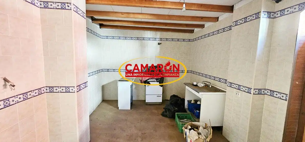 Cuina de Casa adosada en venda en Coria del Río amb Terrassa