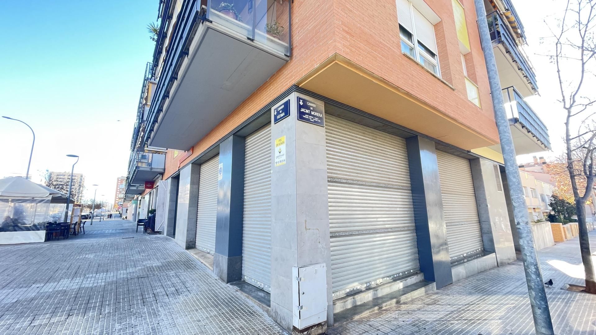 Vista exterior de Oficina en venda en Terrassa