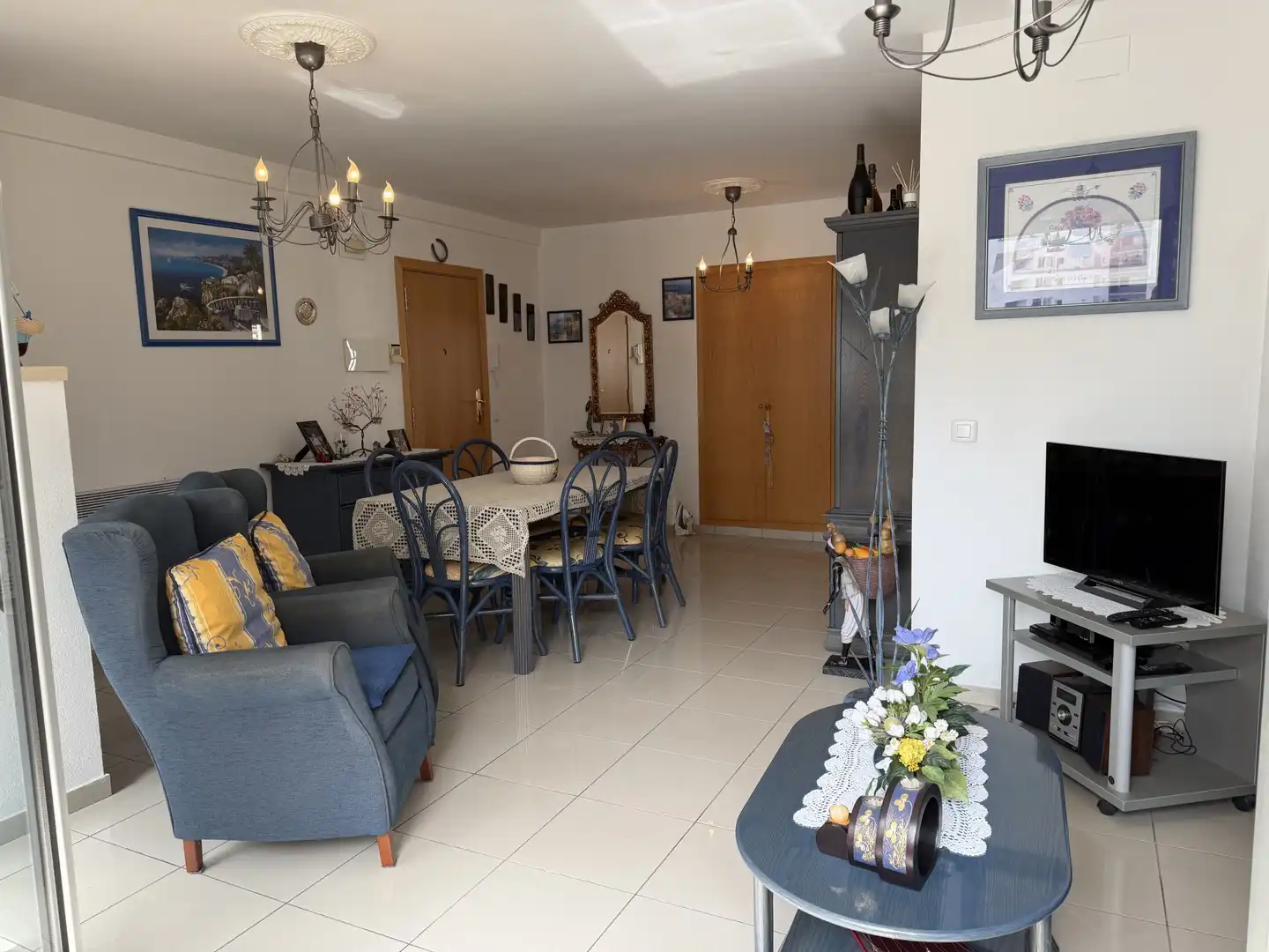 Comedor de Piso en venta en Roses con Calefacción, Piscina y Balcón