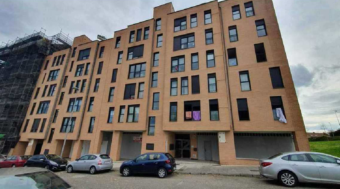 Premises to rent in C/ María de Las Alas Pumariño, Roces