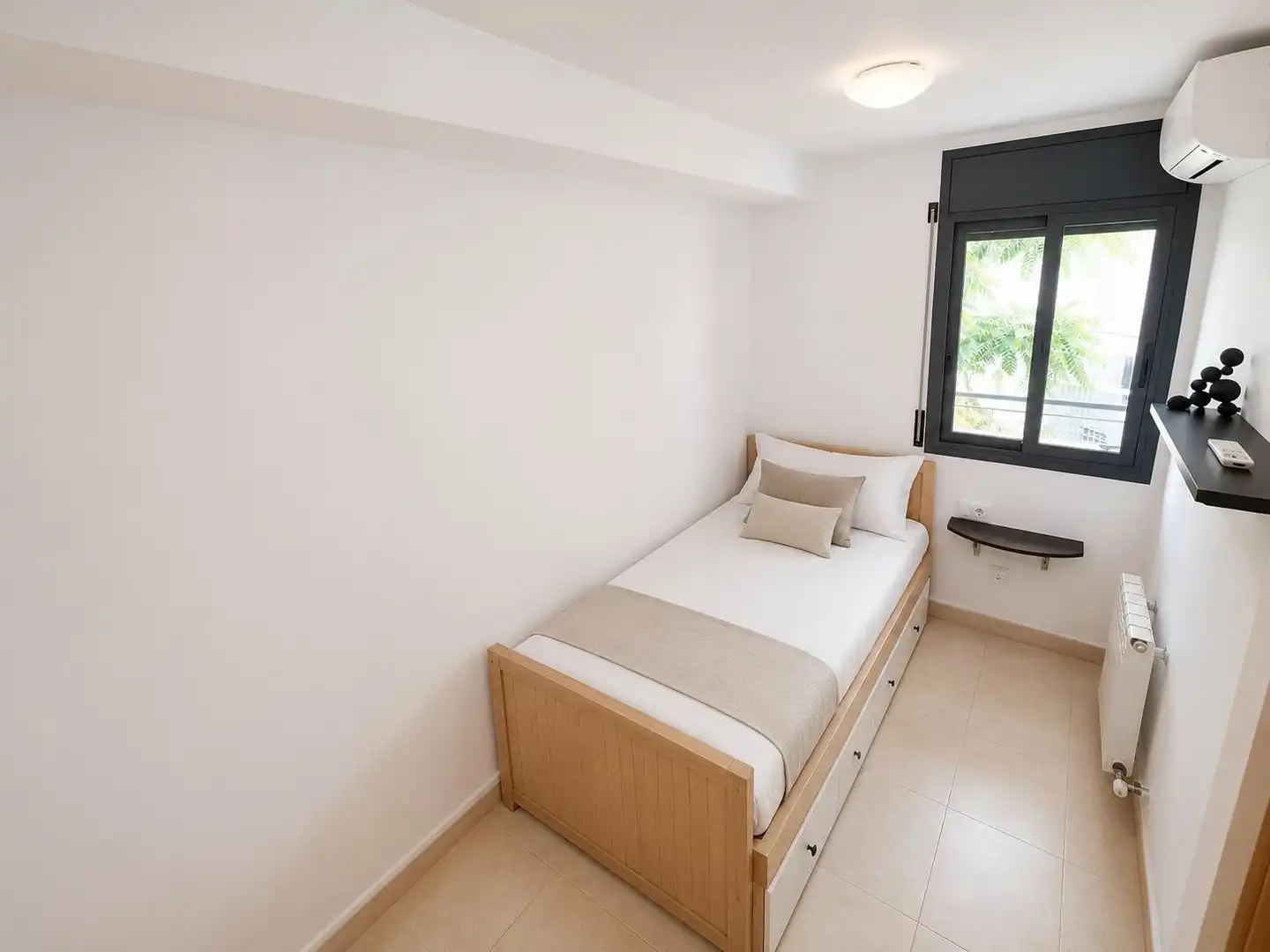 Bedroom of Flat for sale in Sitges  with Air Conditioner, Heating and Balcony