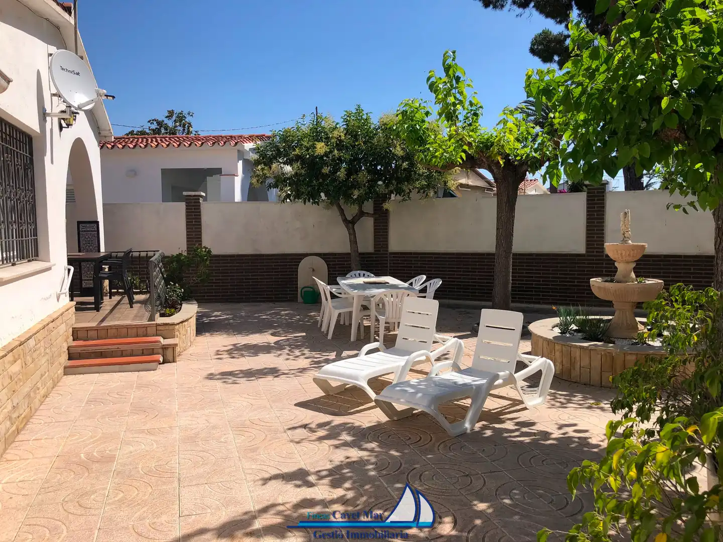 Villa mit Garten zum Verkauf in Avinguda Lluís Millet 28