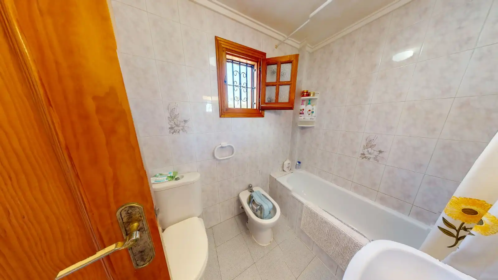 Baño de Casa o chalet en venta en Torrevieja con Jardín privado, Terraza y Trastero