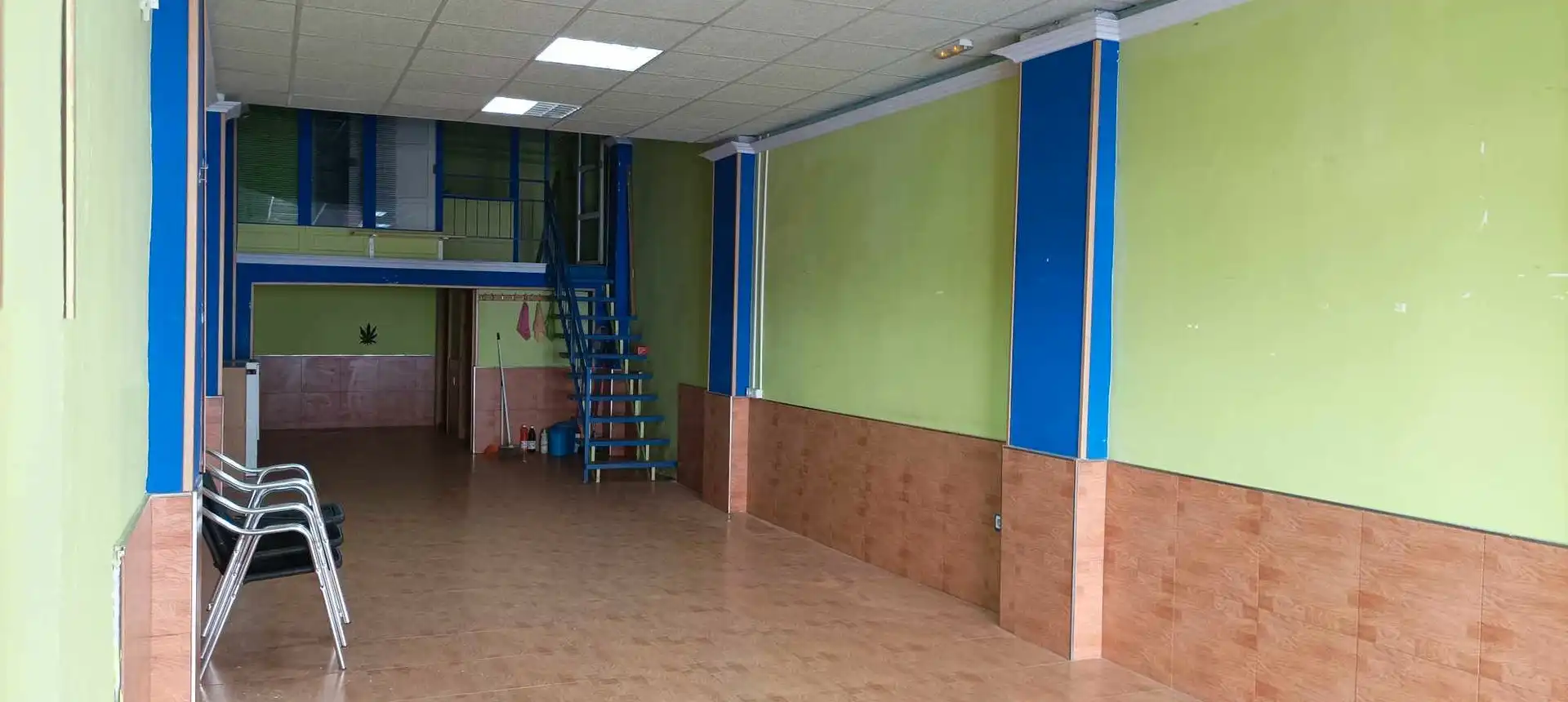 Local comercial en venda a Calle de Jorge Torner, imagen 2