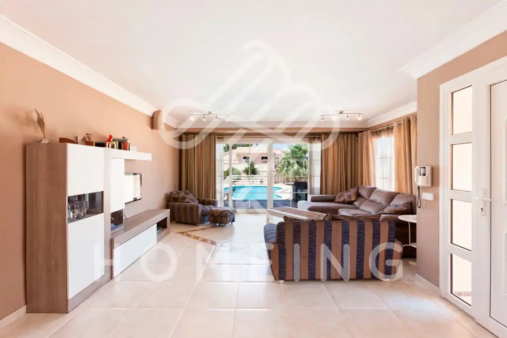 Sala d'estar de Casa o xalet en venda en Llucmajor amb Aire condicionat, Calefacció i Jardí privat