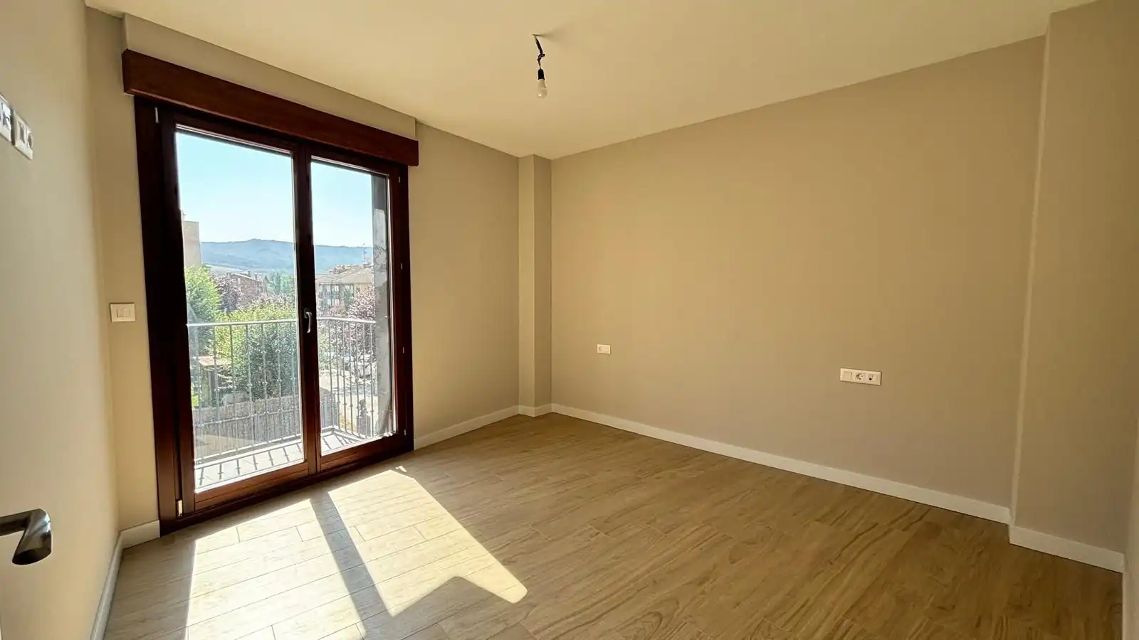 Habitación de Piso en venta en Urduña / Orduña con Calefacción, Terraza y Trastero