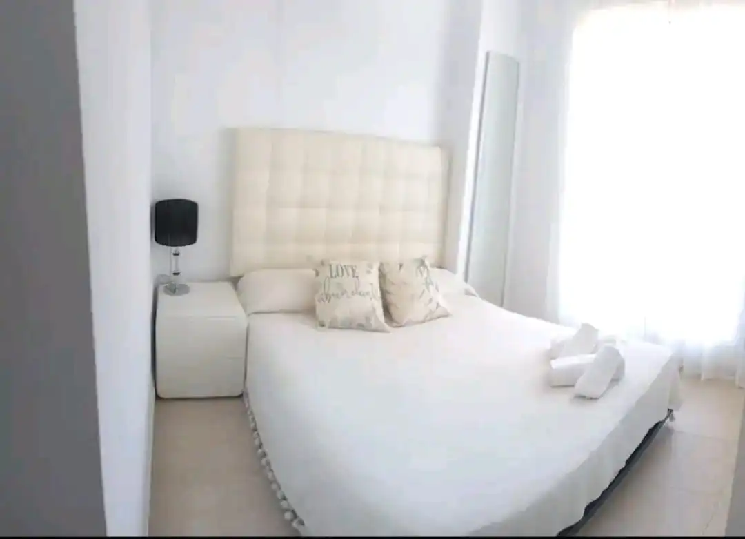 Habitación de Ático de alquiler en Roquetas de Mar con Aire acondicionado, Calefacción y Terraza