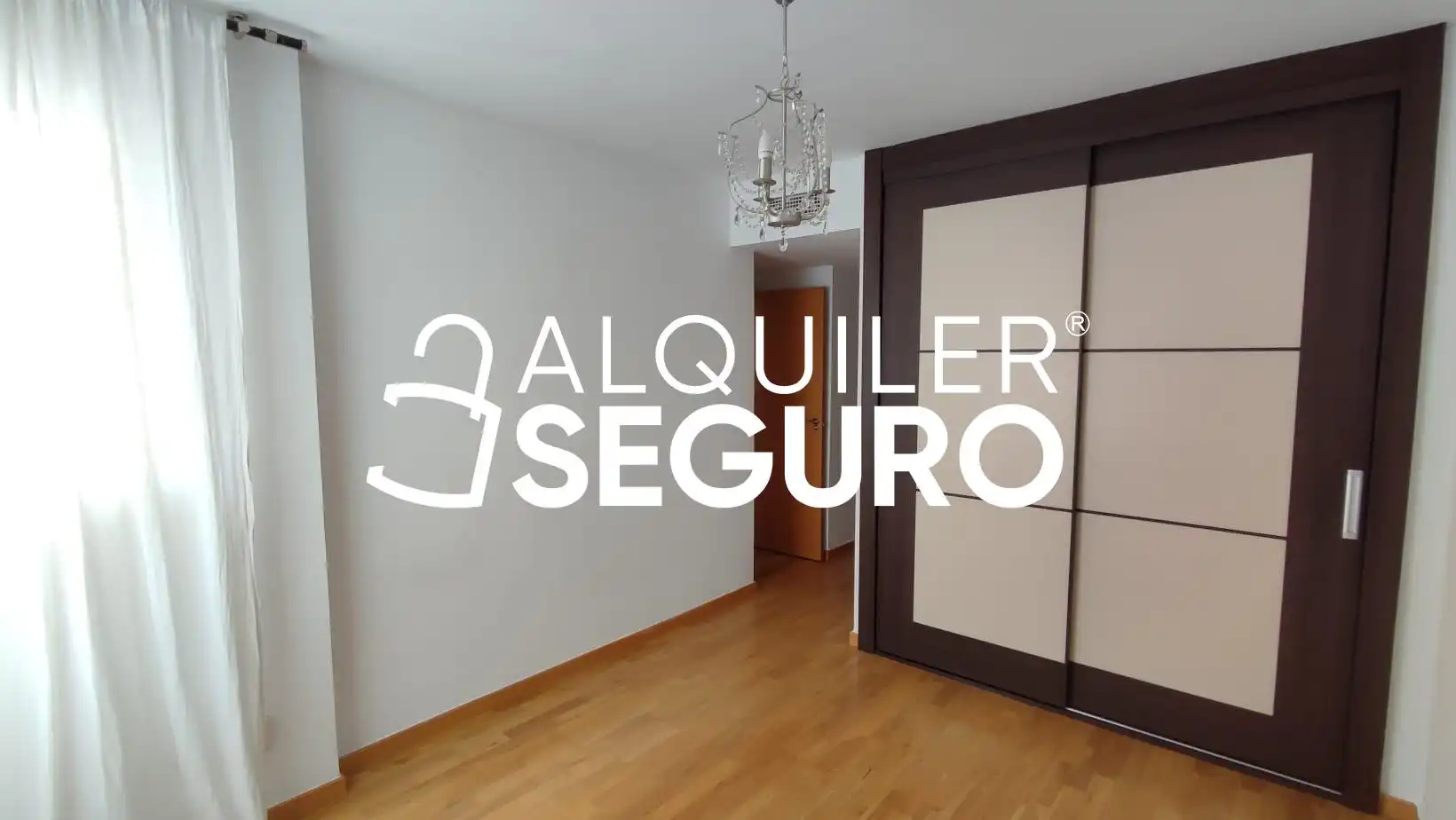 Bedroom of Flat for rent in Madrid  with Air Conditioner, Heating and Terrace