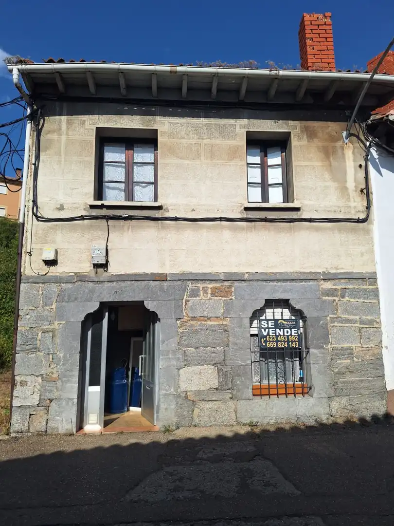 Exterior view of Houses for sale in Guardo  with Heating and Storage room