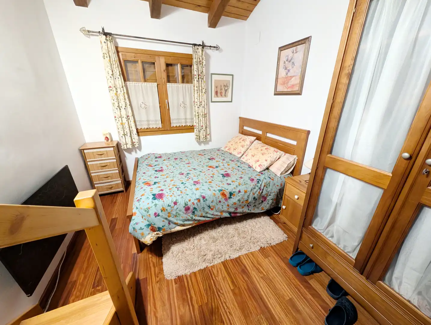 Bedroom of Apartments for sale in Setcases  with Balcony
