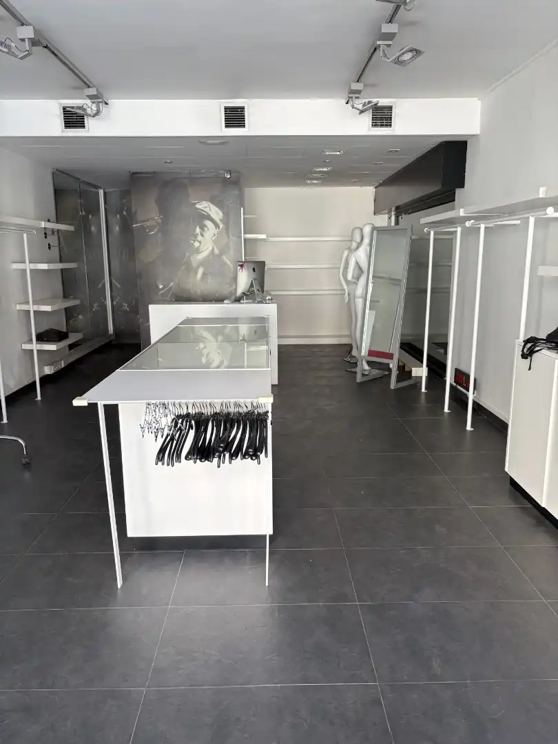 Commercial properties for rent in Súria  with Air Conditioner and Heating