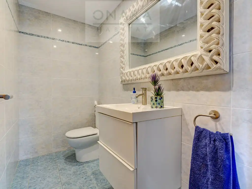Baño de Casa adosada en venta en Hondarribia con Jardín privado y Piscina comunitaria