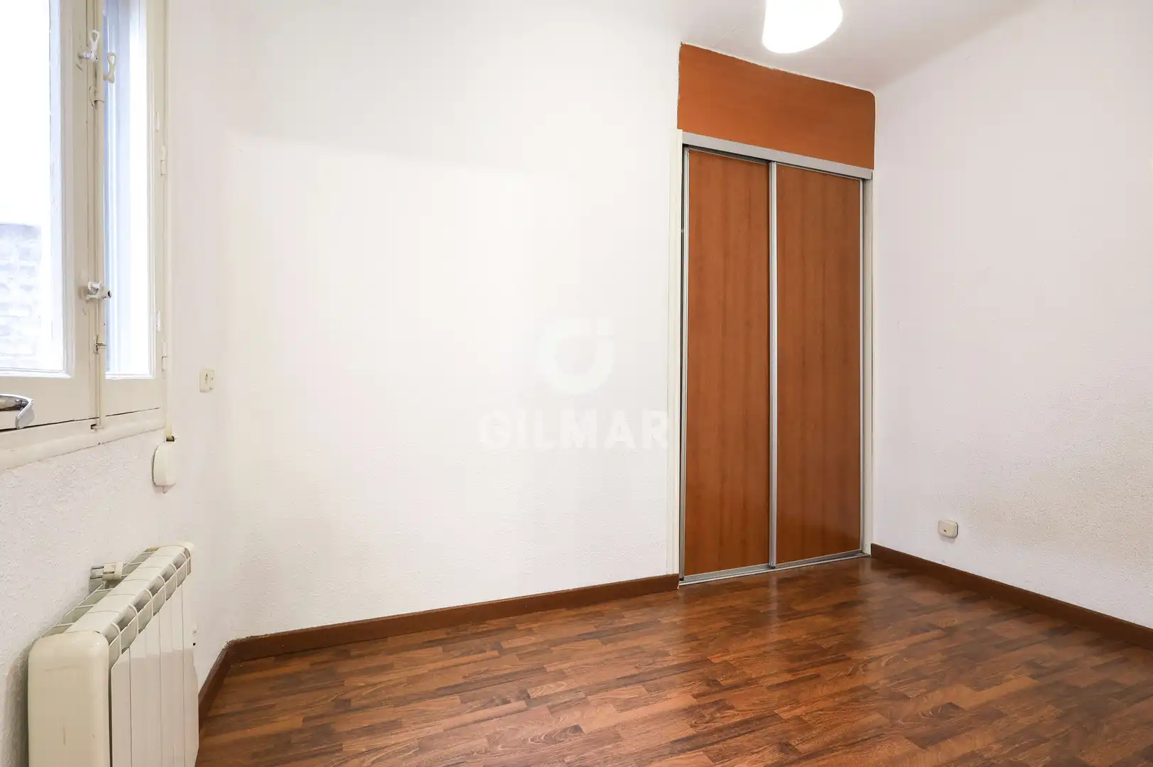 Habitación de Piso en venta en Madrid con Calefacción