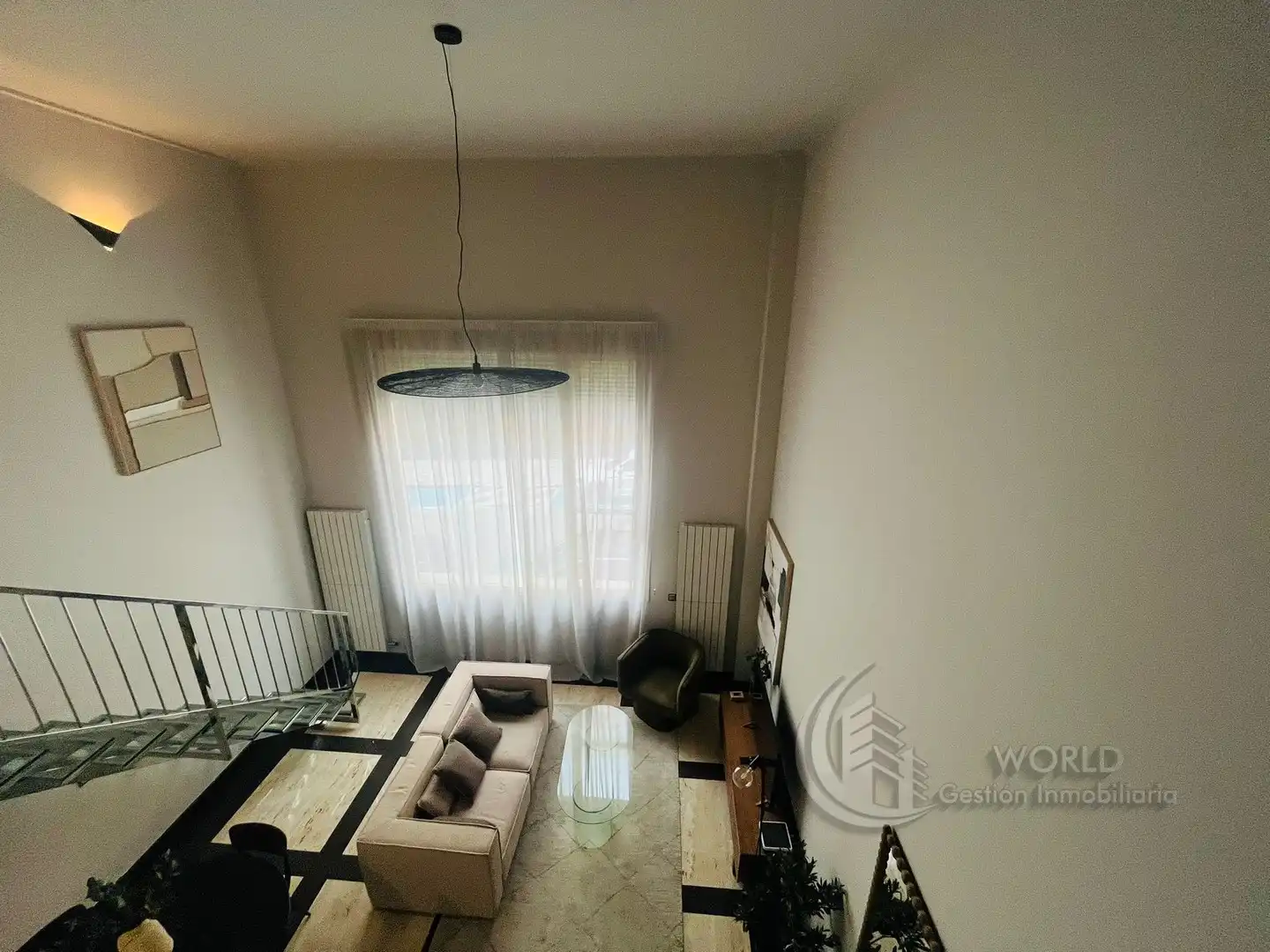 Sala de estar de Dúplex de alquiler en Madrid con Aire acondicionado, Calefacción y Amueblado
